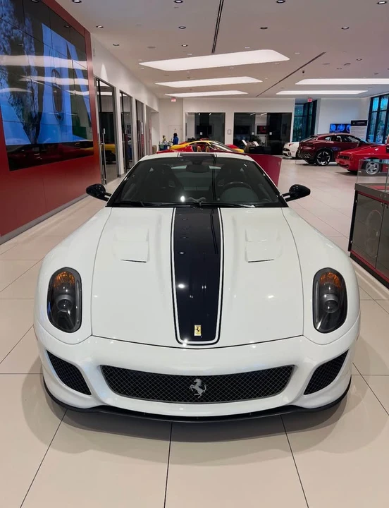 2011 Ferrari 599 GTO - Image 2 of 5