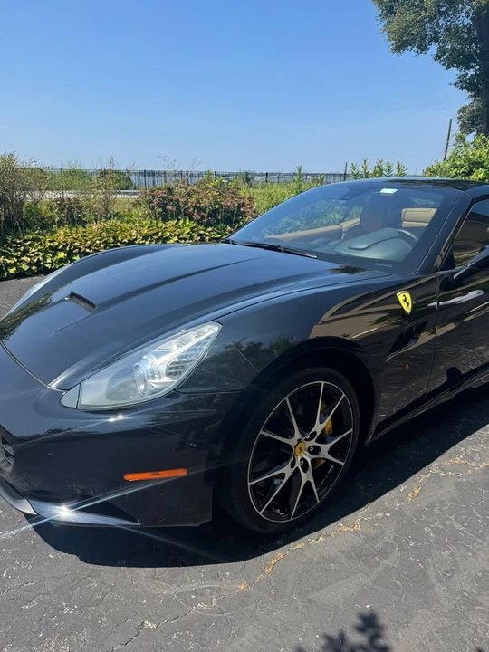 2011 Ferrari California - Image 10 of 20