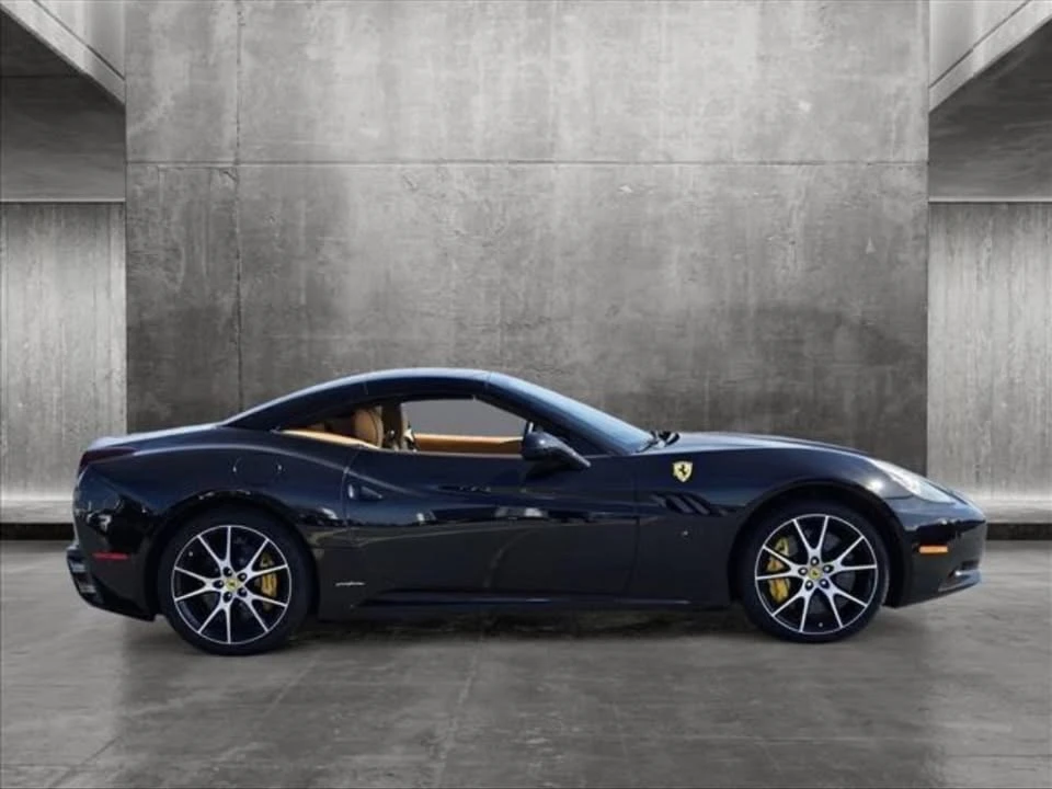 2011 Ferrari California - Image 2 of 20