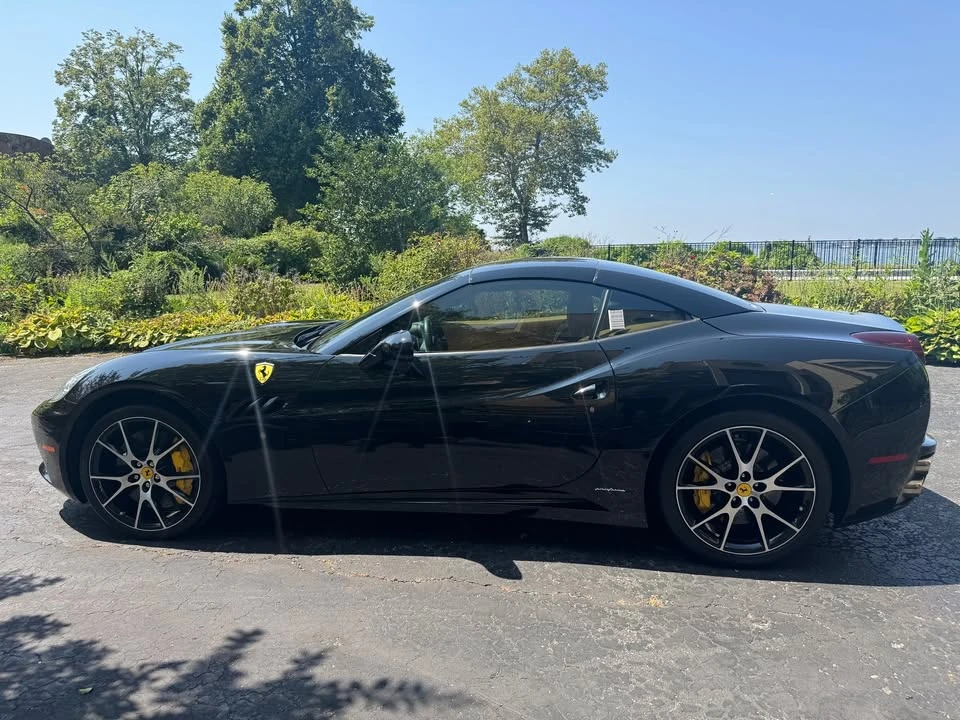 2011 Ferrari California - Image 11 of 20