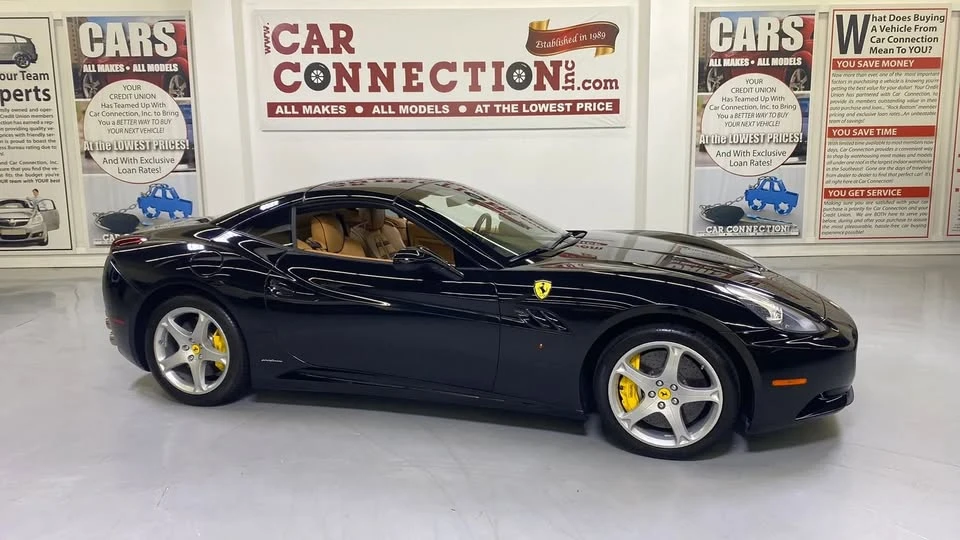 2011 Ferrari California - Image 14 of 20