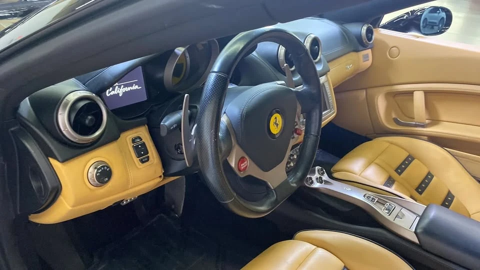 2011 Ferrari California - Image 19 of 20