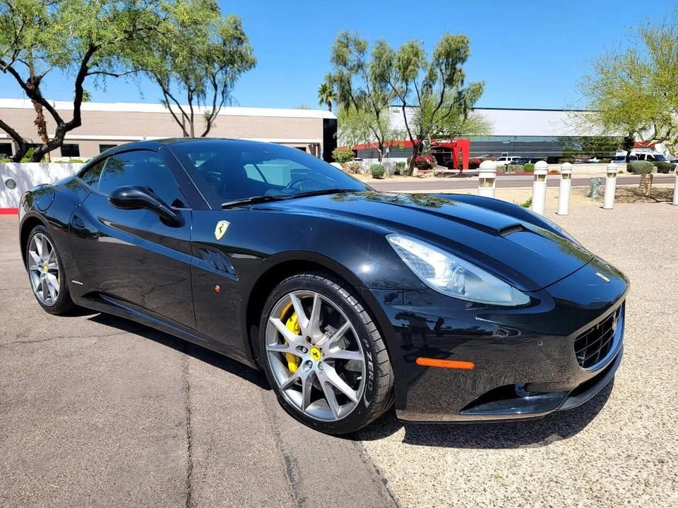 2011 Ferrari California - Image 16 of 20