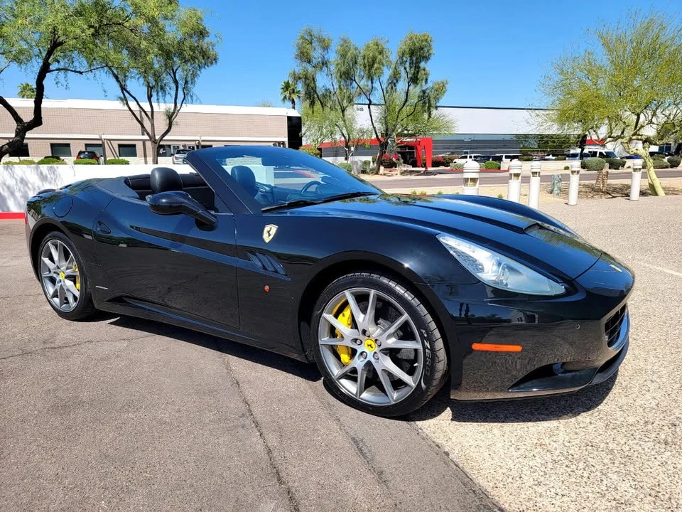 2011 Ferrari California - Image 15 of 20