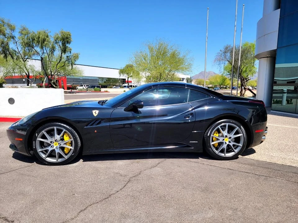 2011 Ferrari California - Image 6 of 20