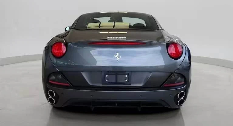 2011 Ferrari California - Image 3 of 17