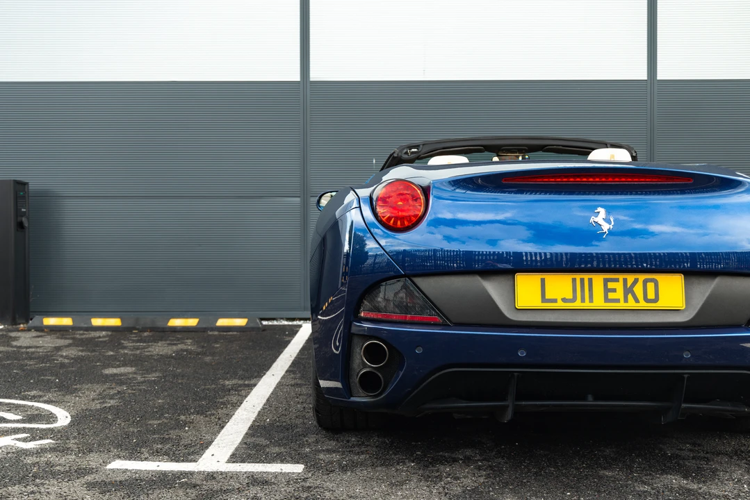 2011 Ferrari California - Image 30 of 31