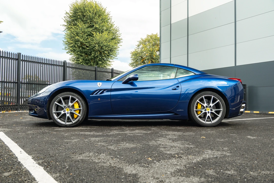 2011 Ferrari California - Image 21 of 31