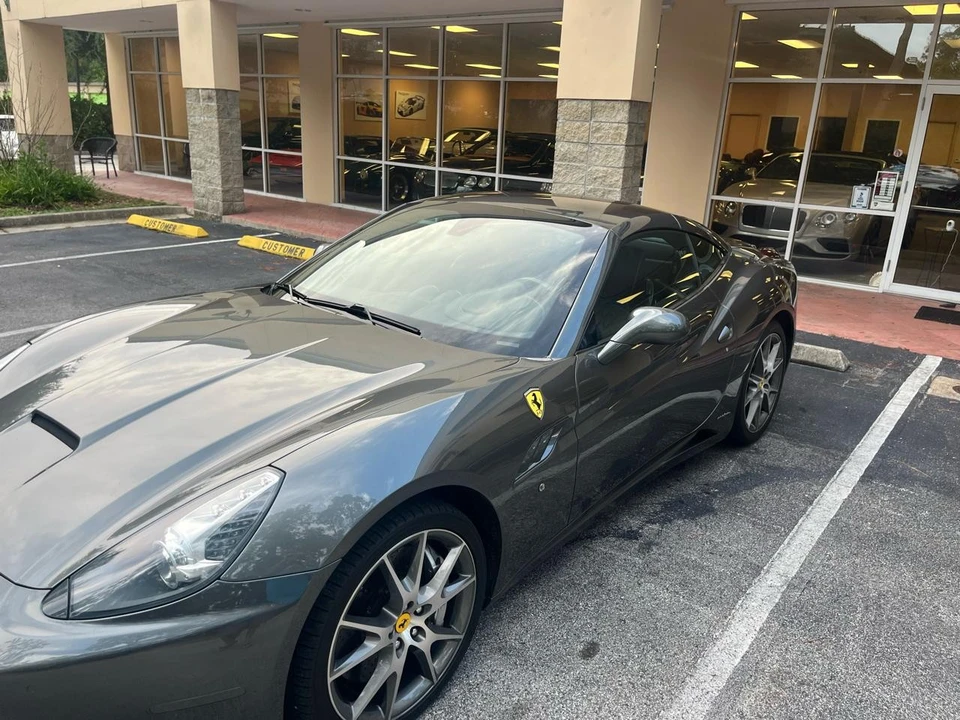 2011 Ferrari California - Image 26 of 31