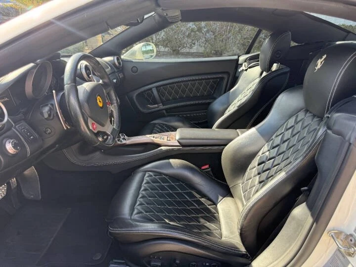 2011 Ferrari California - Image 15 of 20