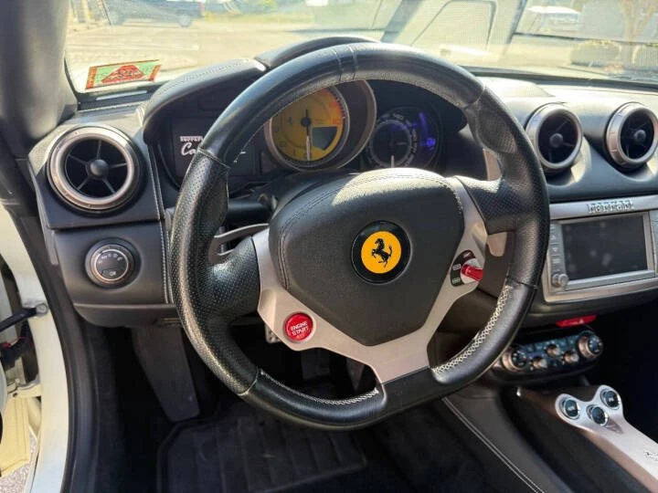 2011 Ferrari California - Image 19 of 20