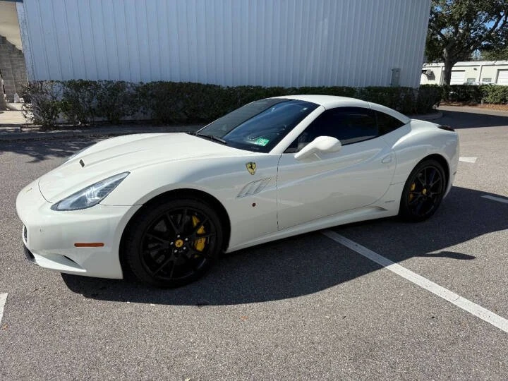 2011 Ferrari California - Image 2 of 20