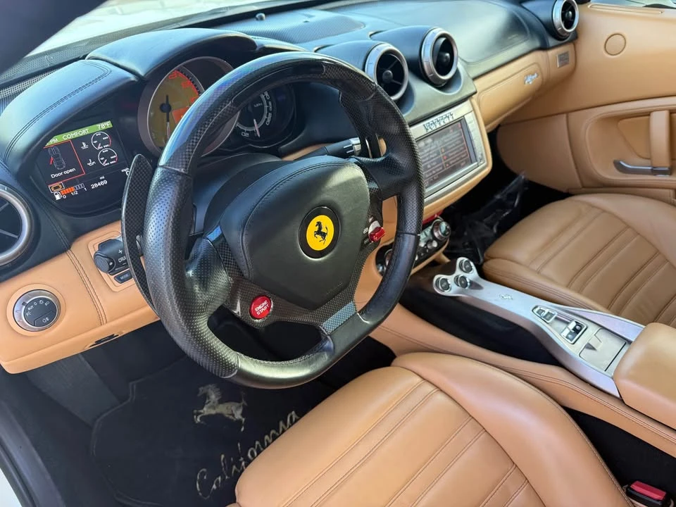 2011 Ferrari California - Image 13 of 20
