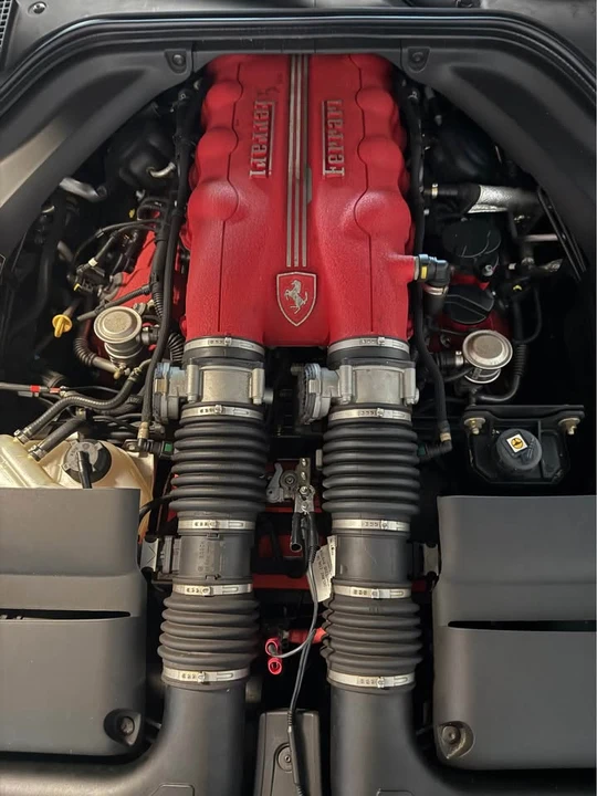 2011 Ferrari California - Image 7 of 8