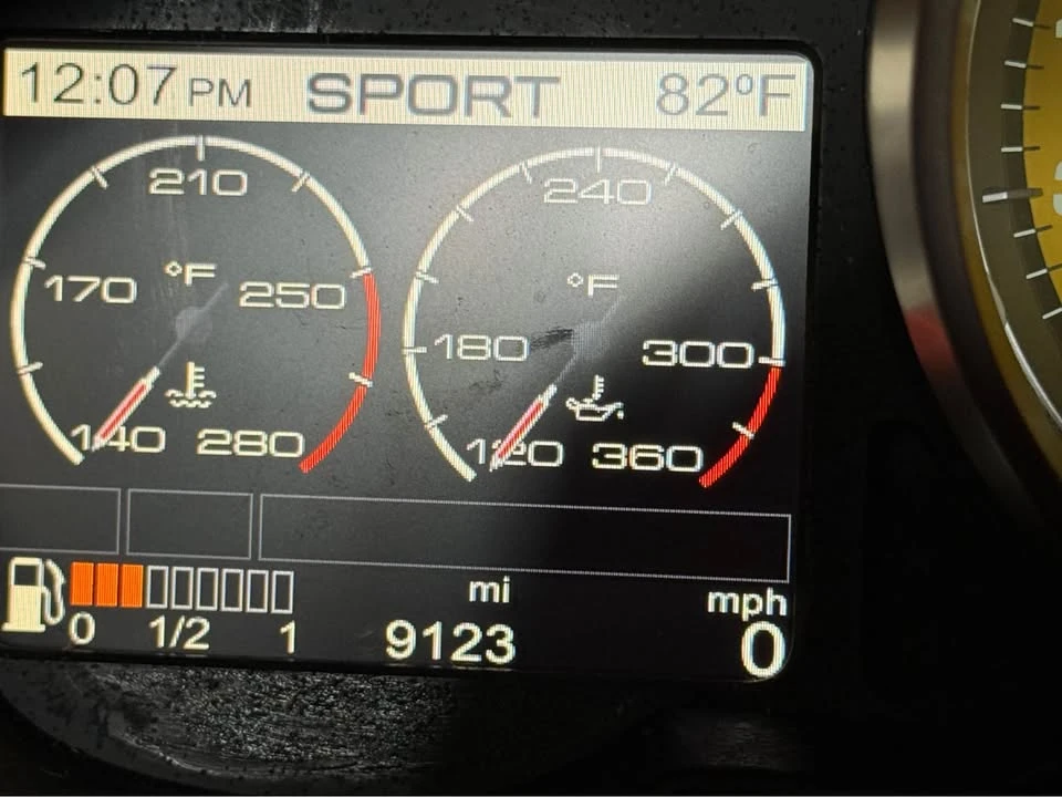 2011 Ferrari California - Image 6 of 8