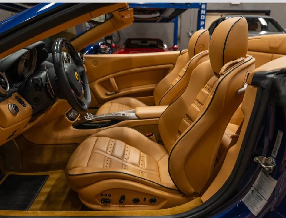 2011 Ferrari California - Image 15 of 17