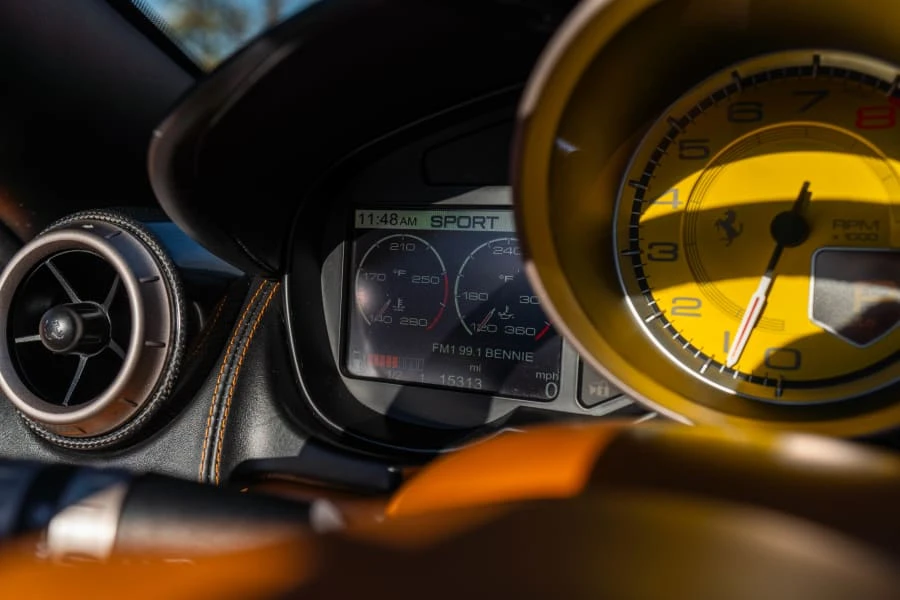2011 Ferrari California - Image 22 of 31