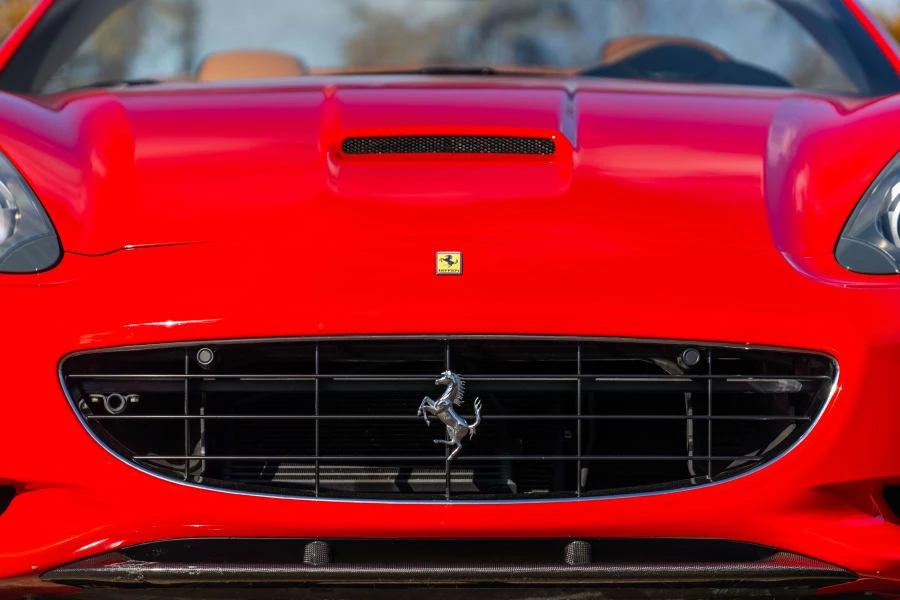 2011 Ferrari California - Image 8 of 31