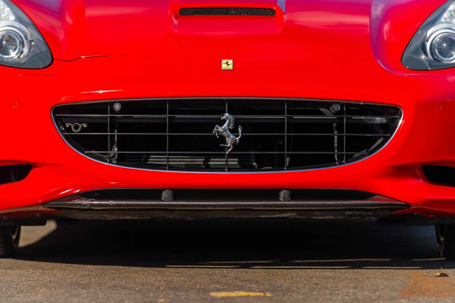 2011 Ferrari California - Image 12 of 31