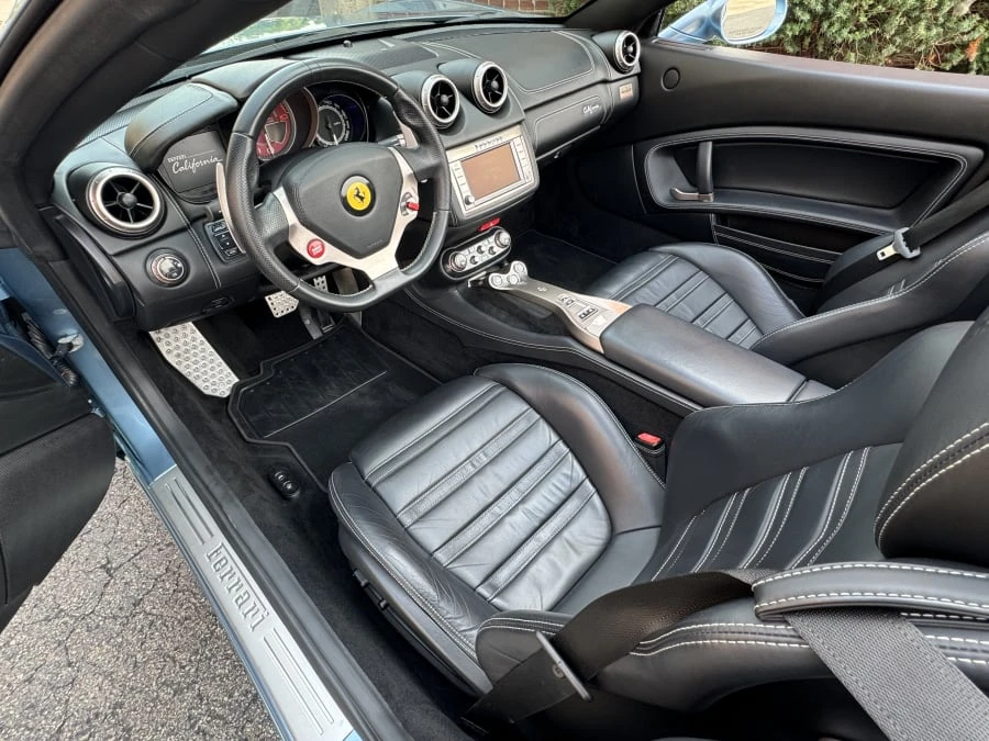 2011 Ferrari California - Image 11 of 18