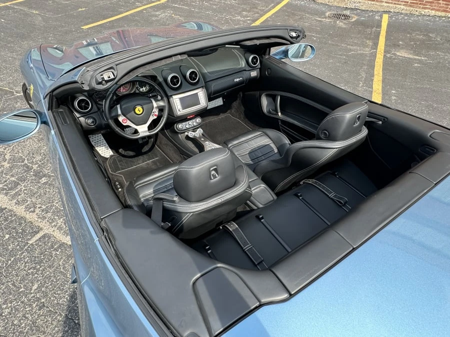 2011 Ferrari California - Image 10 of 18