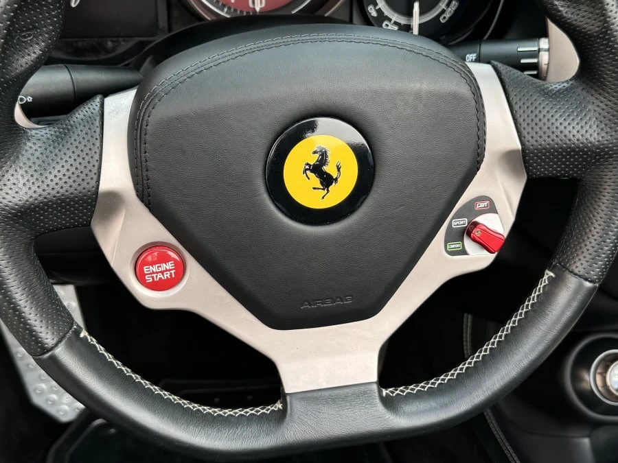 2011 Ferrari California - Image 16 of 18