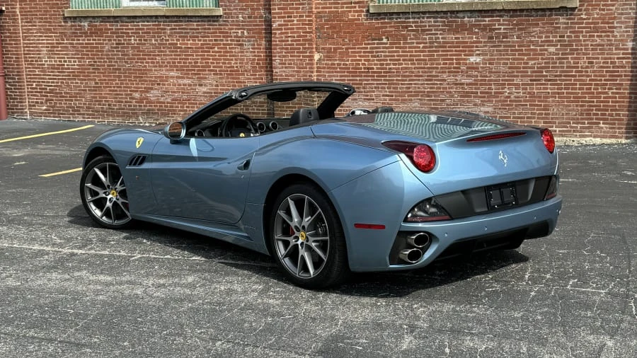 2011 Ferrari California - Image 5 of 18