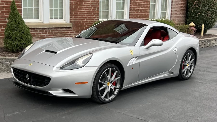 2011 Ferrari California - Image 4 of 11