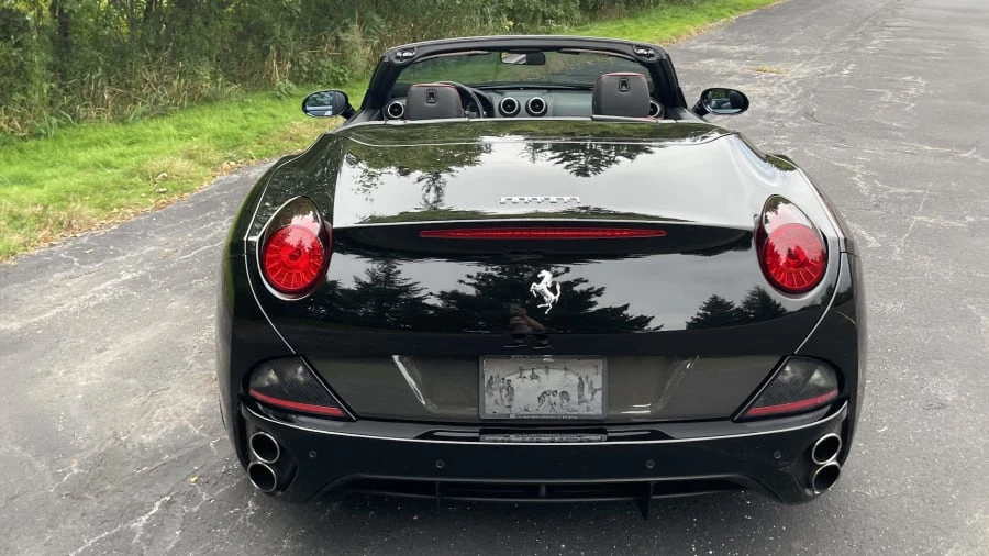 2011 Ferrari California - Image 4 of 30