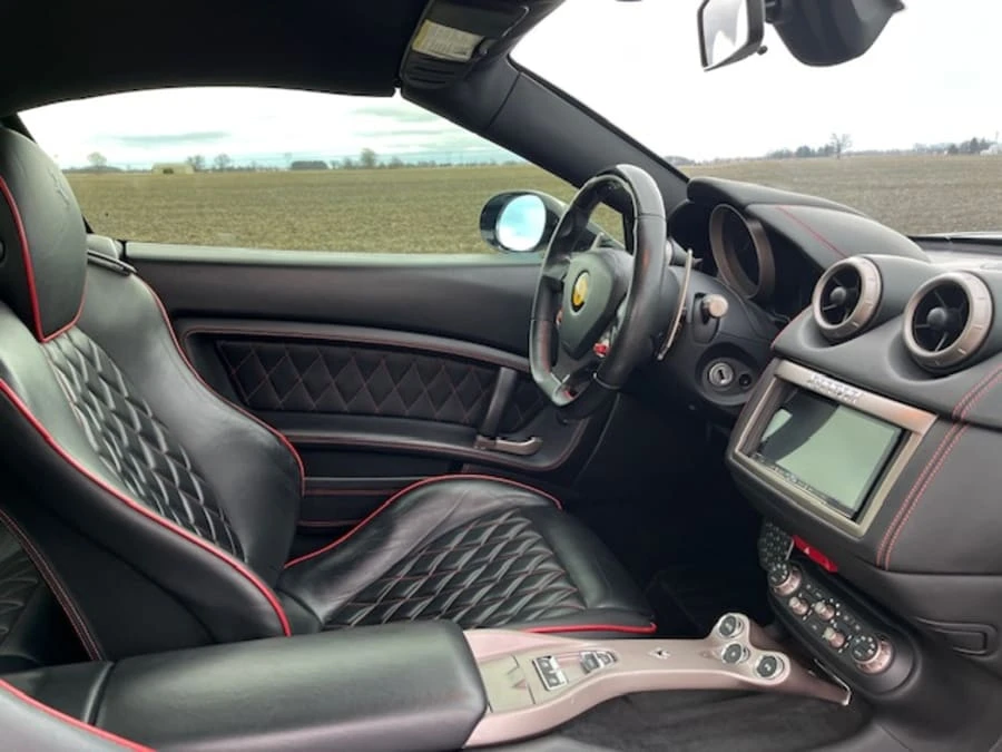 2011 Ferrari California - Image 11 of 20