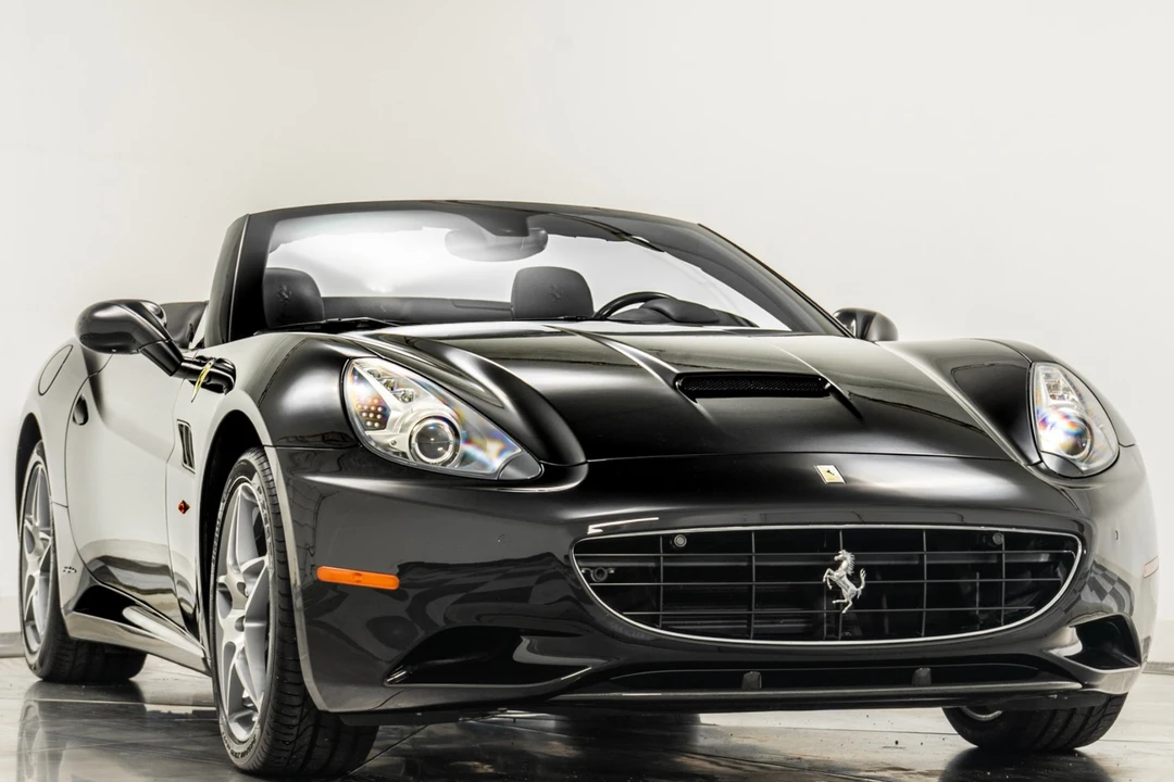 2011 Ferrari California - Image 3 of 21