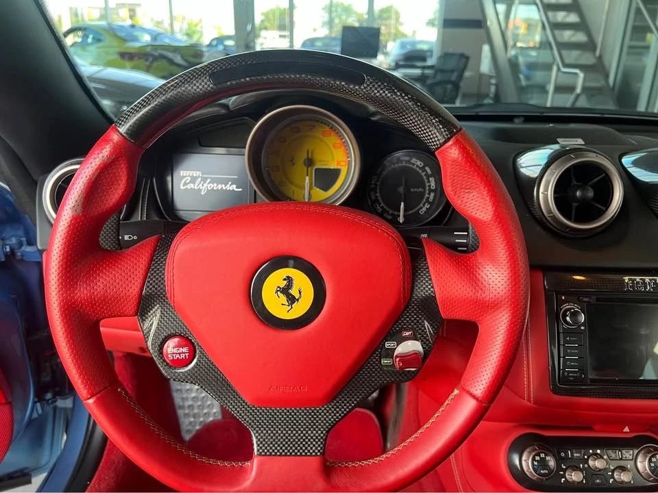 2011 Ferrari California - Image 6 of 10