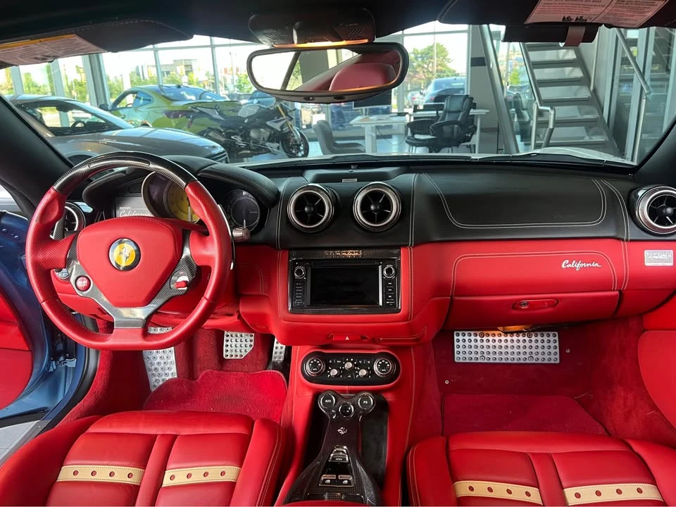 2011 Ferrari California - Image 7 of 10