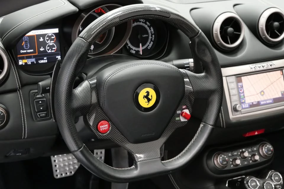2011 Ferrari California - Image 14 of 19