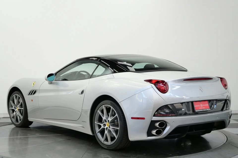 2011 Ferrari California - Image 6 of 19