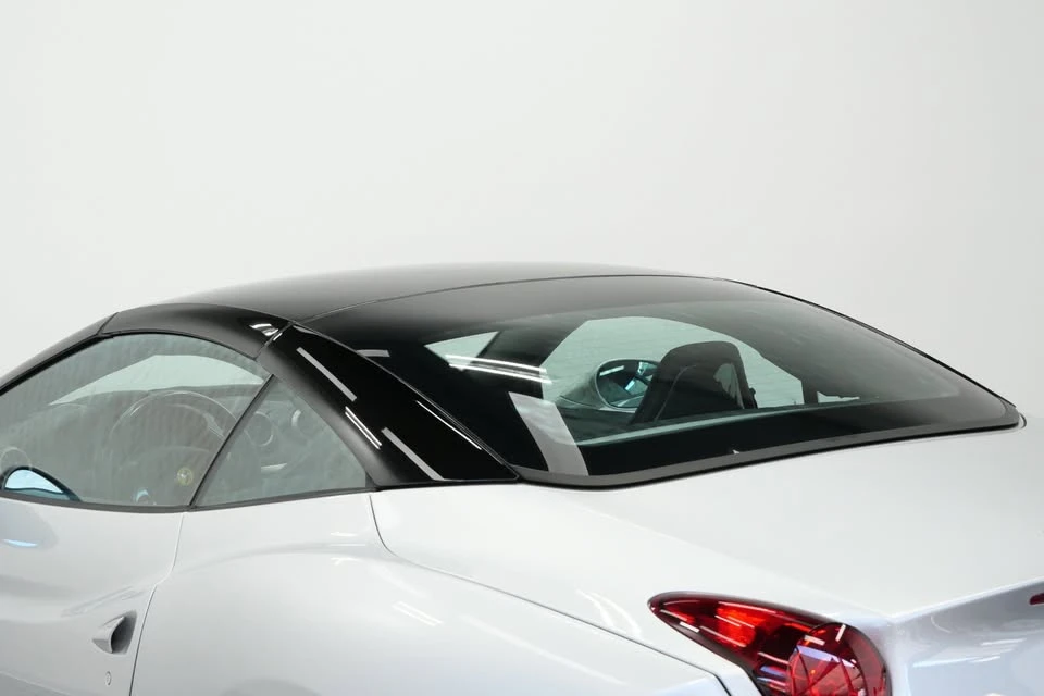 2011 Ferrari California - Image 17 of 19