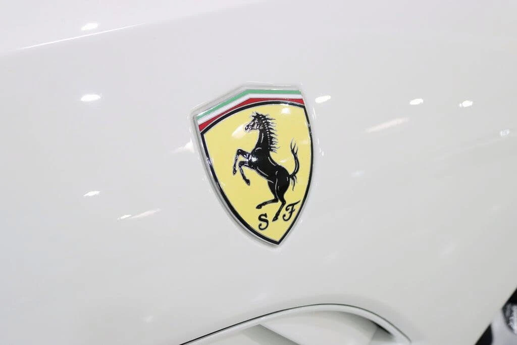2011 Ferrari California - Image 15 of 31