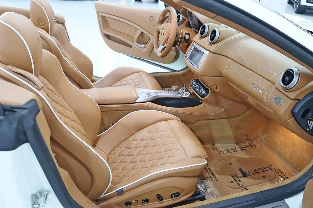 2011 Ferrari California - Image 31 of 31