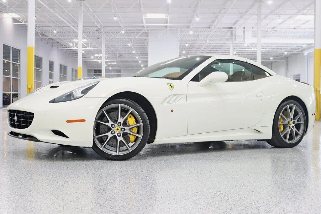2011 Ferrari California - Image 3 of 31
