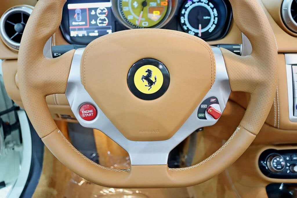 2011 Ferrari California - Image 18 of 31
