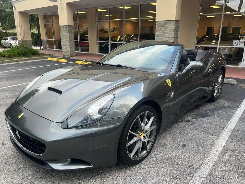 2011 Ferrari California - Image 11 of 31