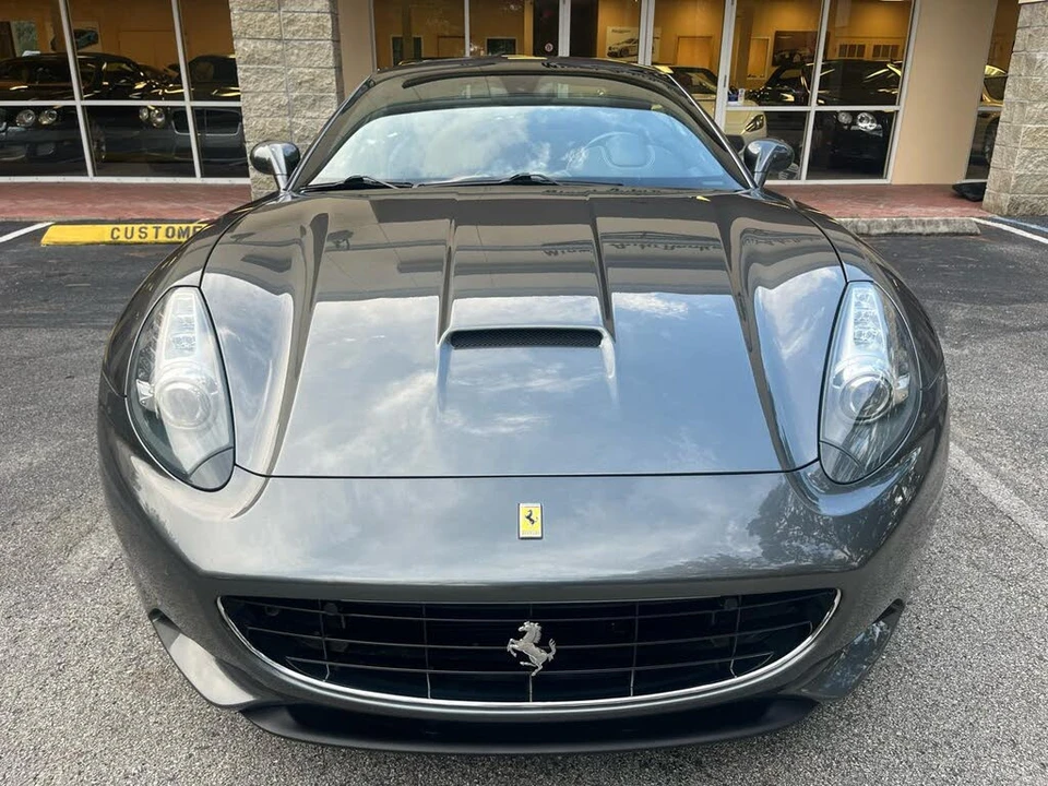 2011 Ferrari California - Image 27 of 31