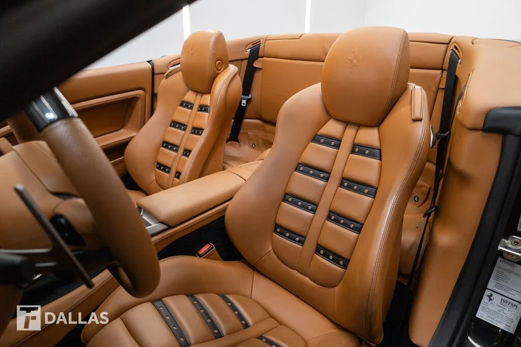 2011 Ferrari California - Image 26 of 31