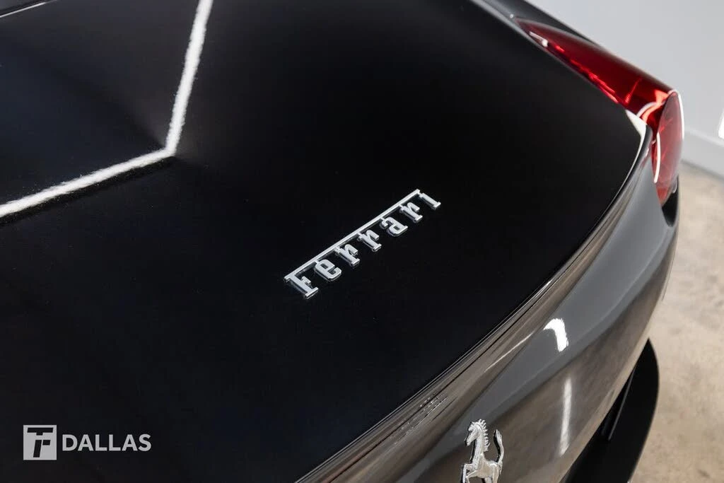 2011 Ferrari California - Image 11 of 31