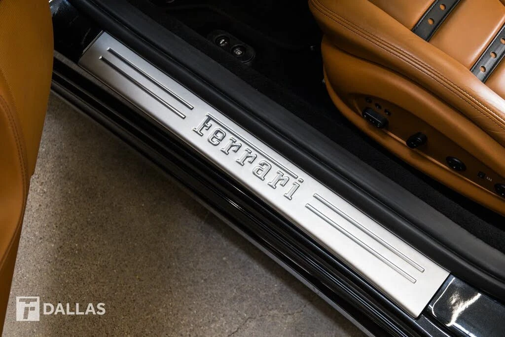 2011 Ferrari California - Image 24 of 31