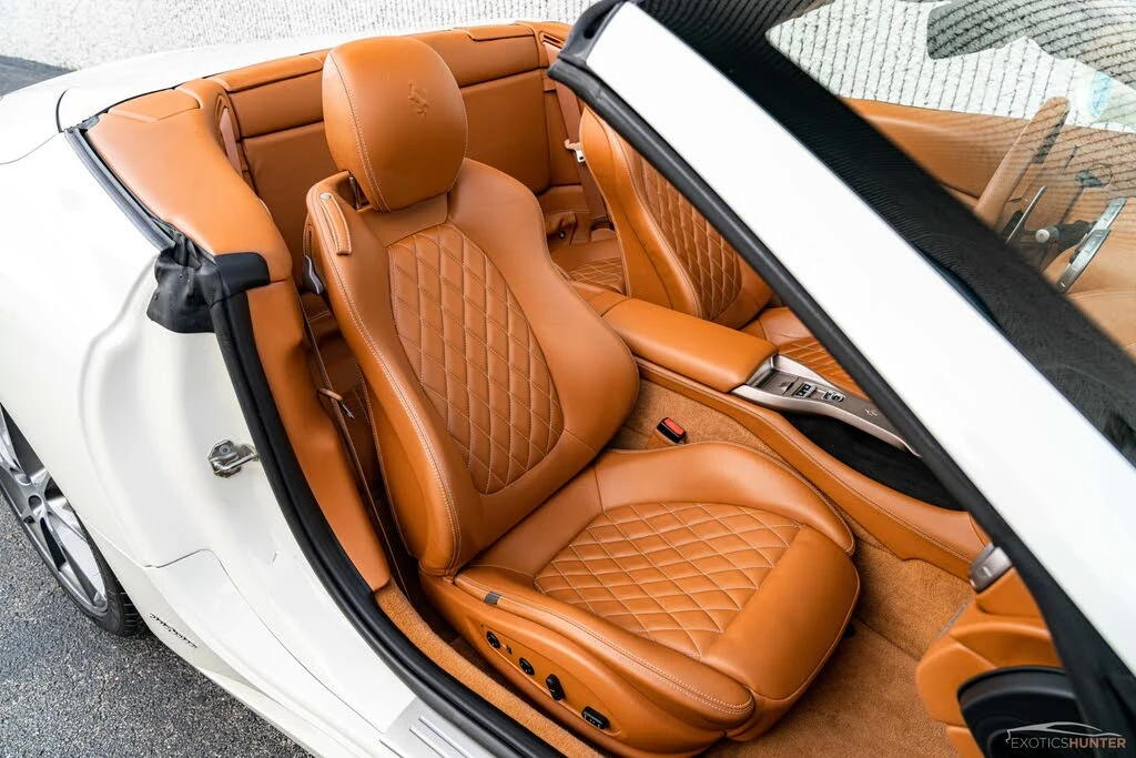 2011 Ferrari California - Image 8 of 12