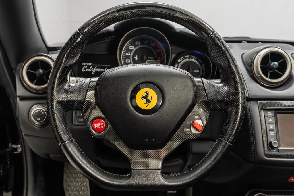 2011 Ferrari California - Image 15 of 31