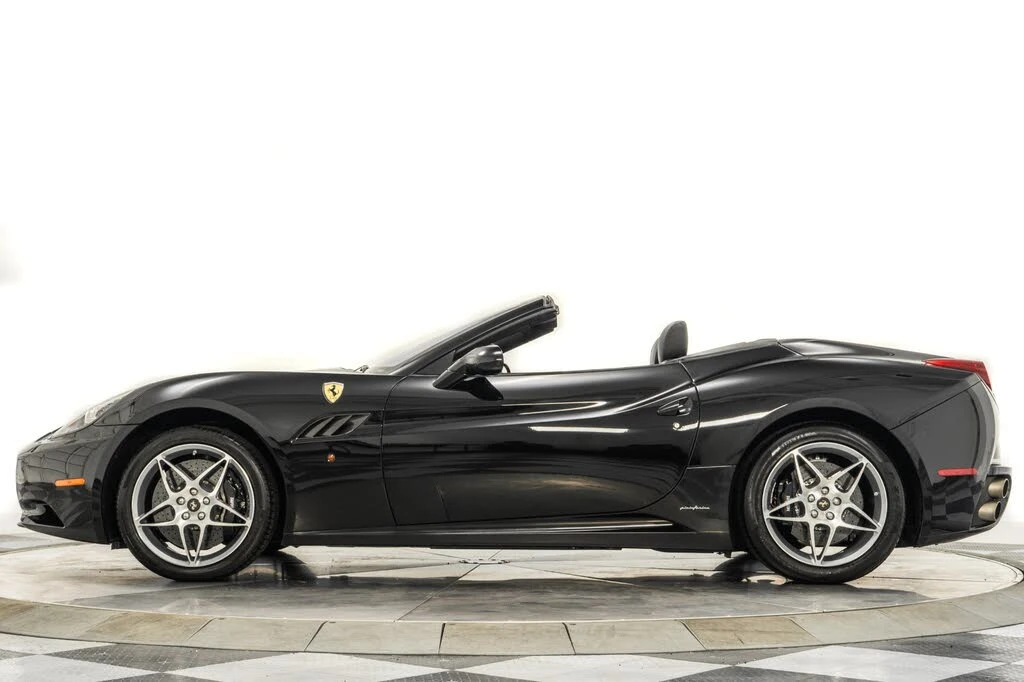 2011 Ferrari California - Image 6 of 31