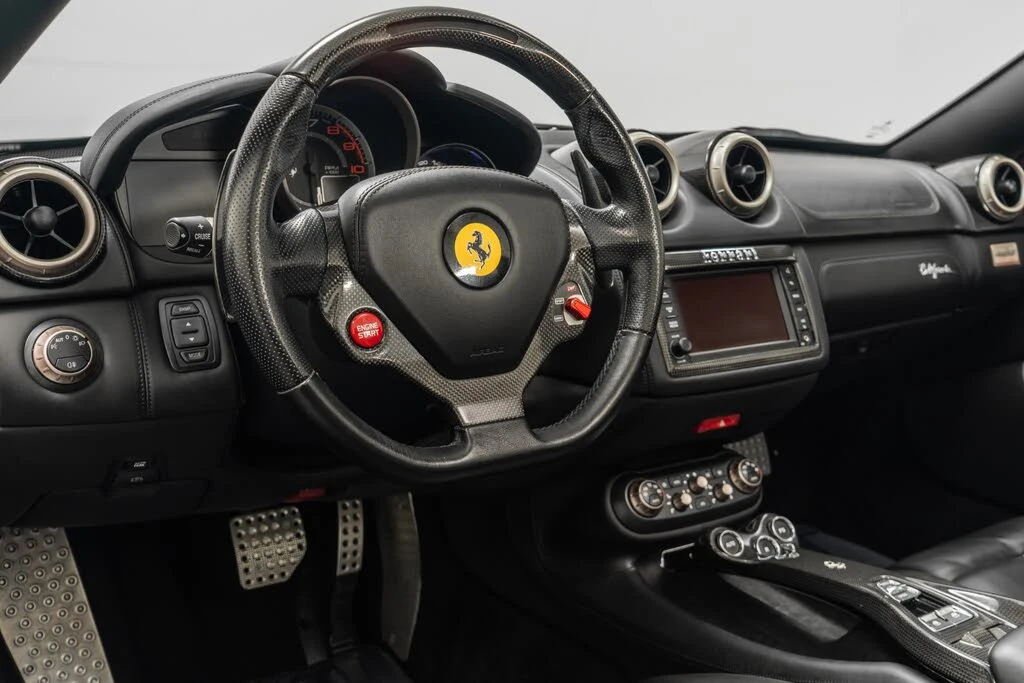 2011 Ferrari California - Image 13 of 31