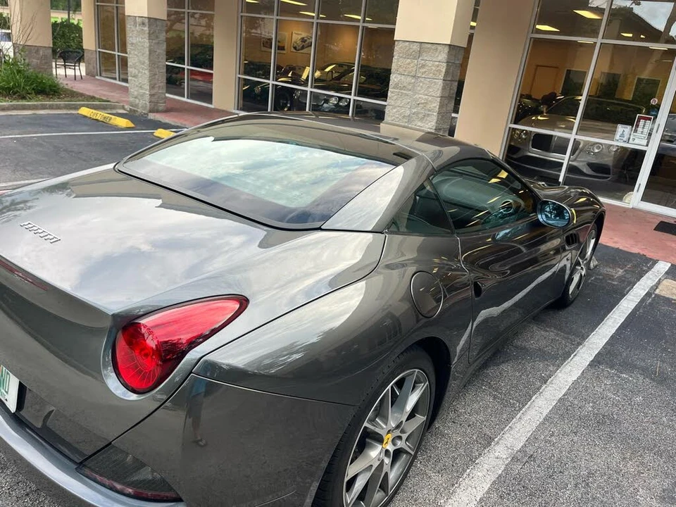 2011 Ferrari California - Image 19 of 31